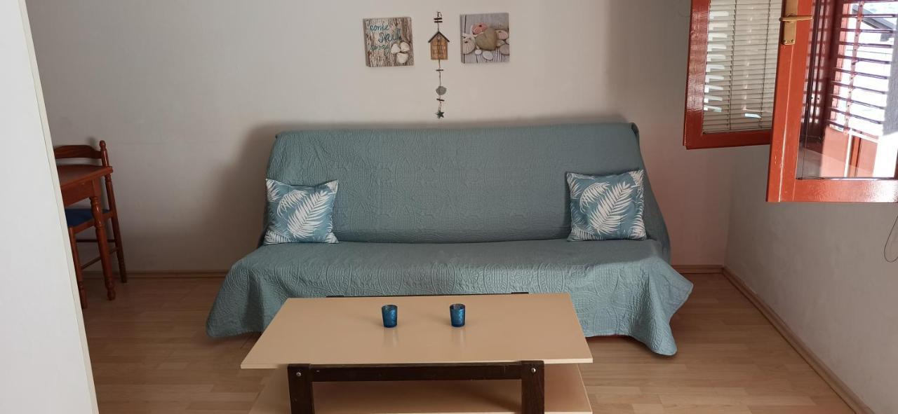 Apartments Kornati Ждрелаць Екстер'єр фото