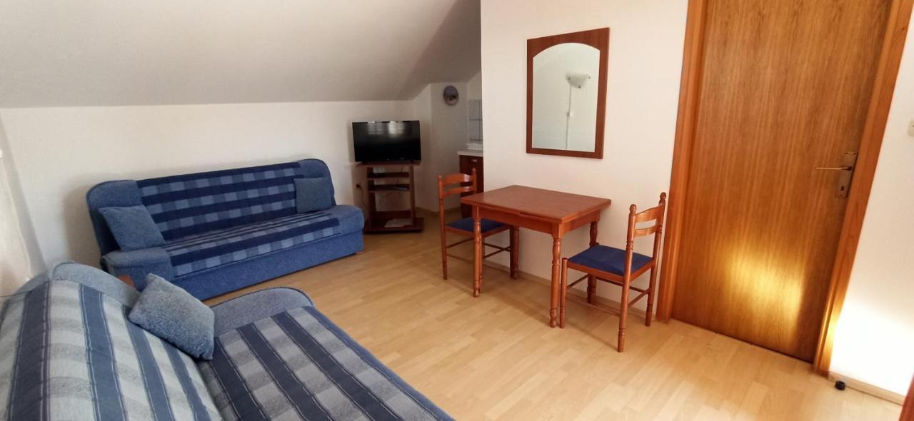 Apartments Kornati Ждрелаць Екстер'єр фото