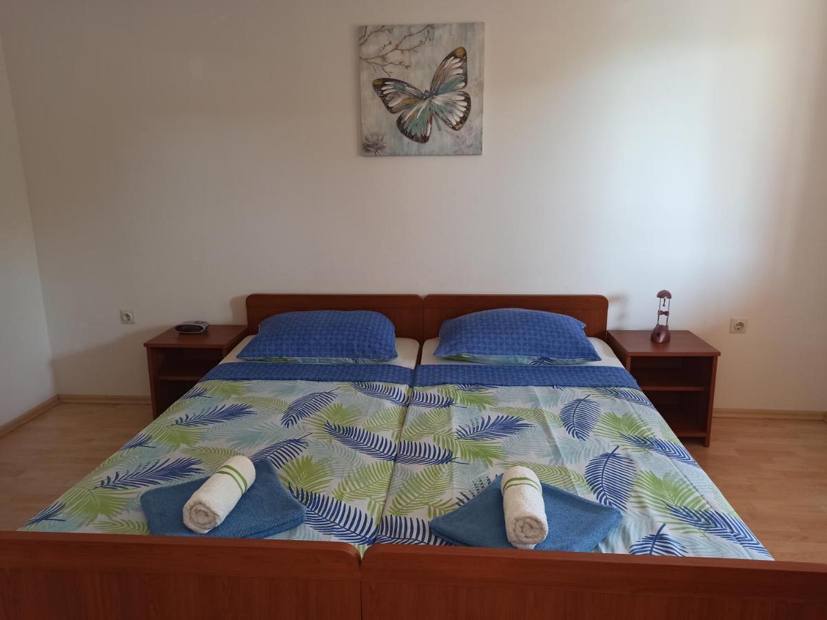 Apartments Kornati Ждрелаць Екстер'єр фото