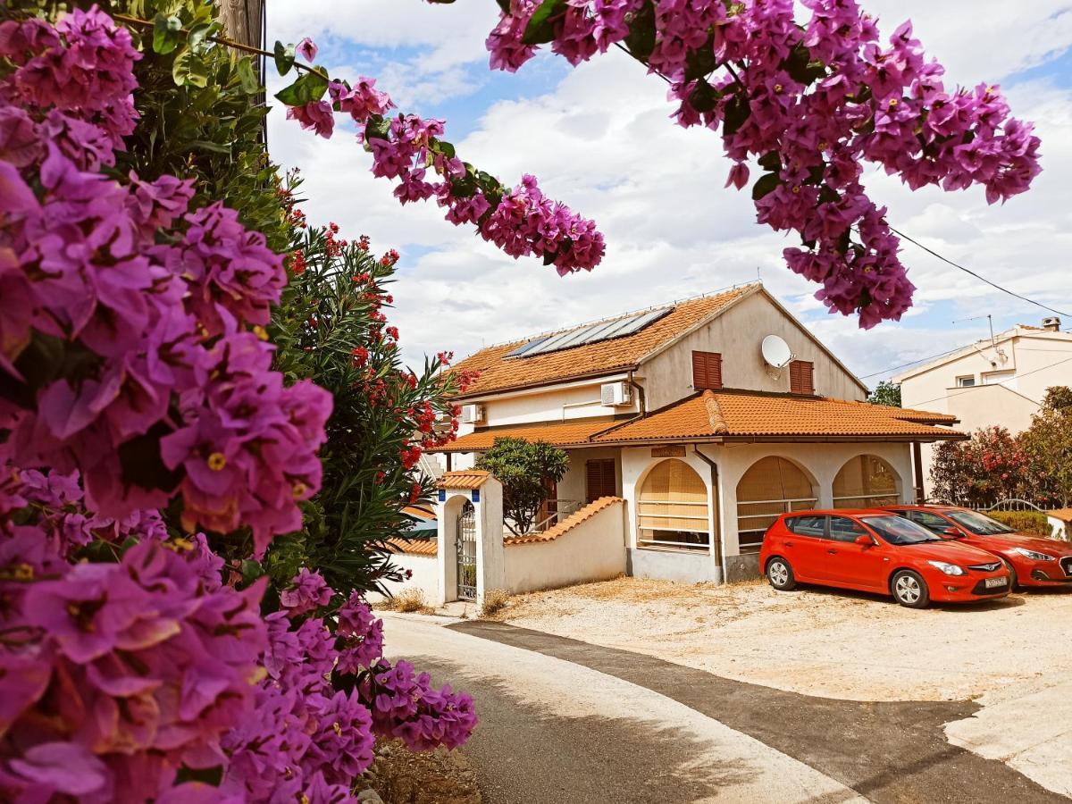 Apartments Kornati Ждрелаць Екстер'єр фото